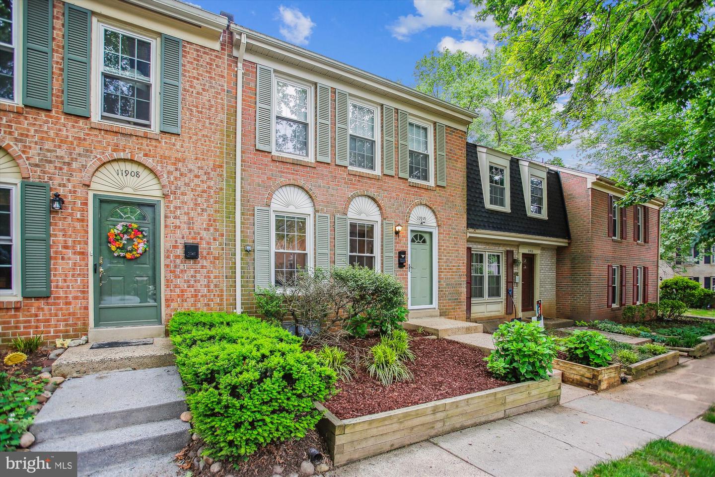 11910 SAINT JOHNSBURY CT, RESTON, Virginia 20191, 3 Bedrooms Bedrooms, ,2 BathroomsBathrooms,Residential,For sale,11910 SAINT JOHNSBURY CT,VAFX2242606 MLS # VAFX2242606
