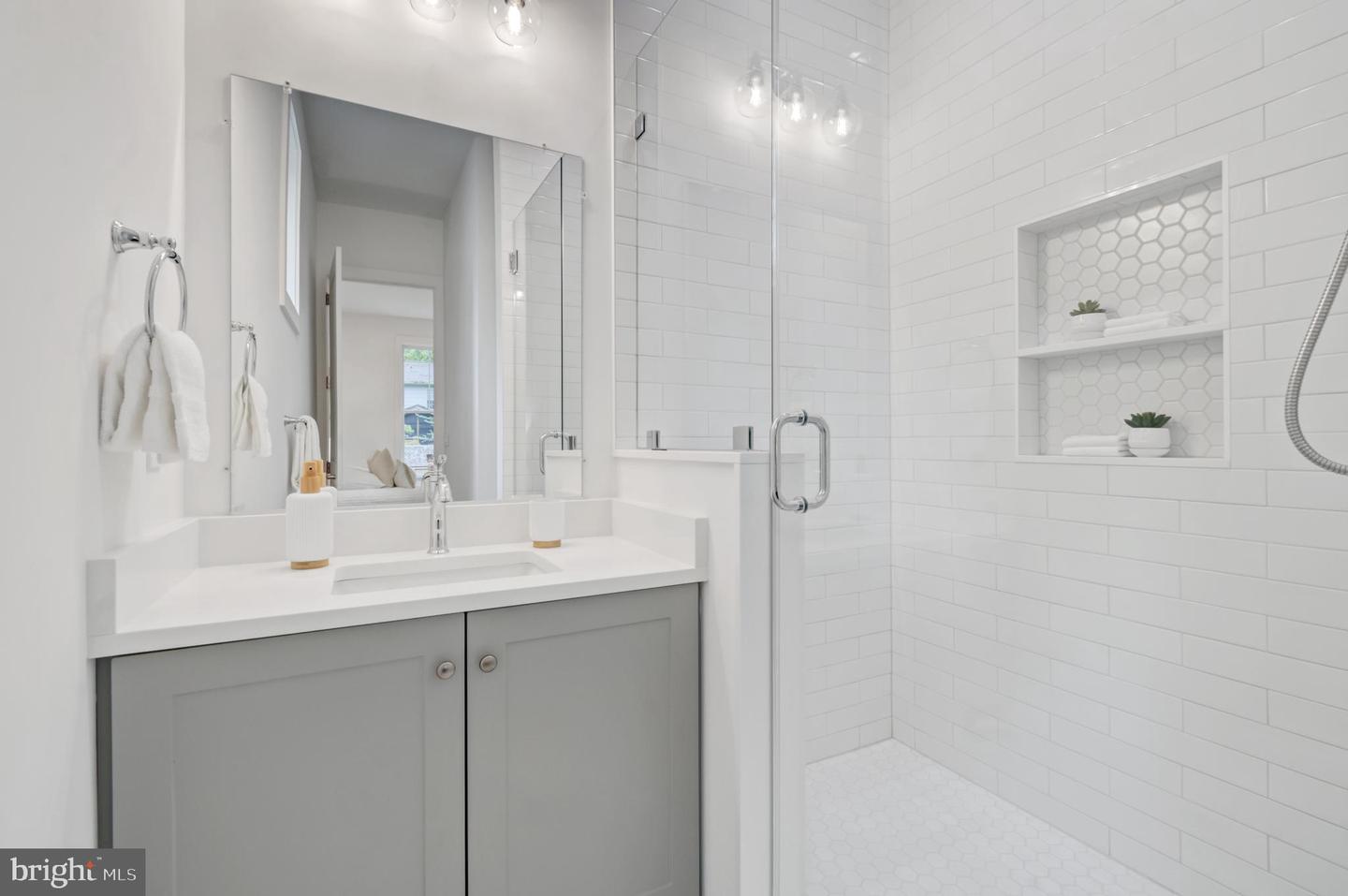 8226 MCNEIL ST, VIENNA, Virginia 22180, 7 Bedrooms Bedrooms, ,7 BathroomsBathrooms,Residential,For sale,8226 MCNEIL ST,VAFX2242736 MLS # VAFX2242736