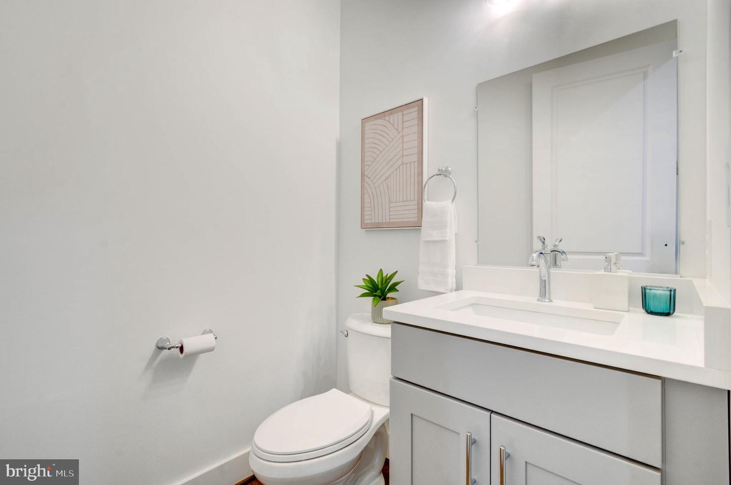 8226 MCNEIL ST, VIENNA, Virginia 22180, 7 Bedrooms Bedrooms, ,7 BathroomsBathrooms,Residential,For sale,8226 MCNEIL ST,VAFX2242736 MLS # VAFX2242736