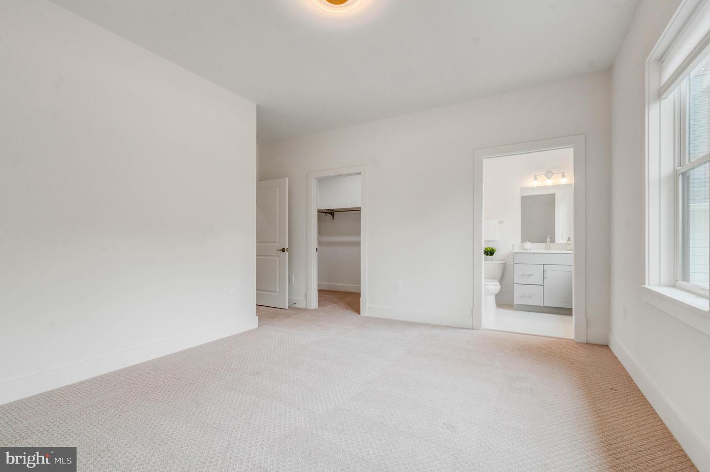 8226 MCNEIL ST, VIENNA, Virginia 22180, 7 Bedrooms Bedrooms, ,7 BathroomsBathrooms,Residential,For sale,8226 MCNEIL ST,VAFX2242736 MLS # VAFX2242736