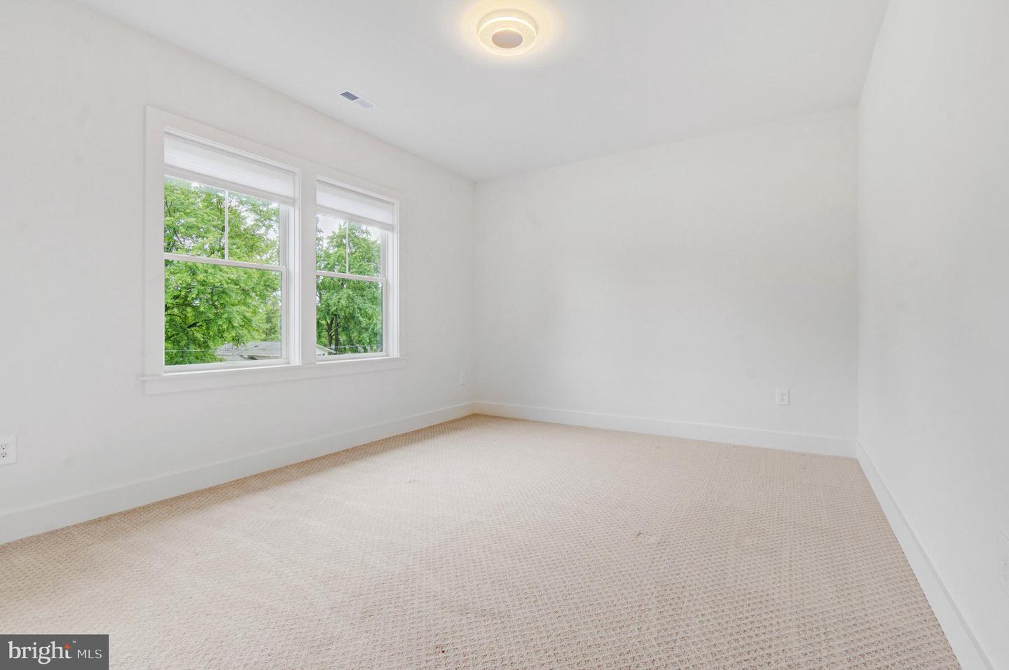 8226 MCNEIL ST, VIENNA, Virginia 22180, 7 Bedrooms Bedrooms, ,7 BathroomsBathrooms,Residential,For sale,8226 MCNEIL ST,VAFX2242736 MLS # VAFX2242736