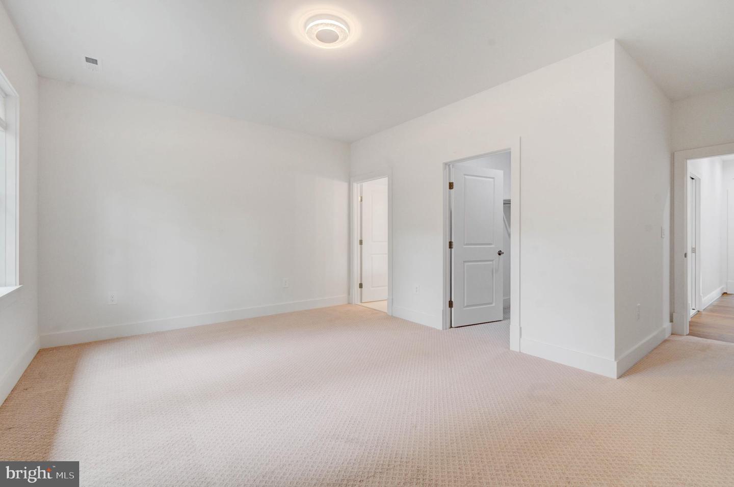 8226 MCNEIL ST, VIENNA, Virginia 22180, 7 Bedrooms Bedrooms, ,7 BathroomsBathrooms,Residential,For sale,8226 MCNEIL ST,VAFX2242736 MLS # VAFX2242736