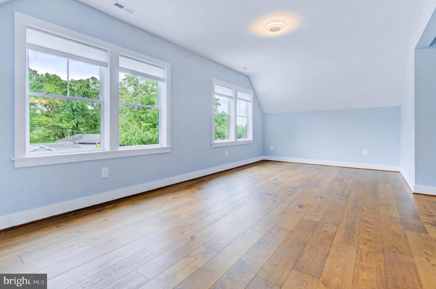 8226 MCNEIL ST, VIENNA, Virginia 22180, 7 Bedrooms Bedrooms, ,7 BathroomsBathrooms,Residential,For sale,8226 MCNEIL ST,VAFX2242736 MLS # VAFX2242736