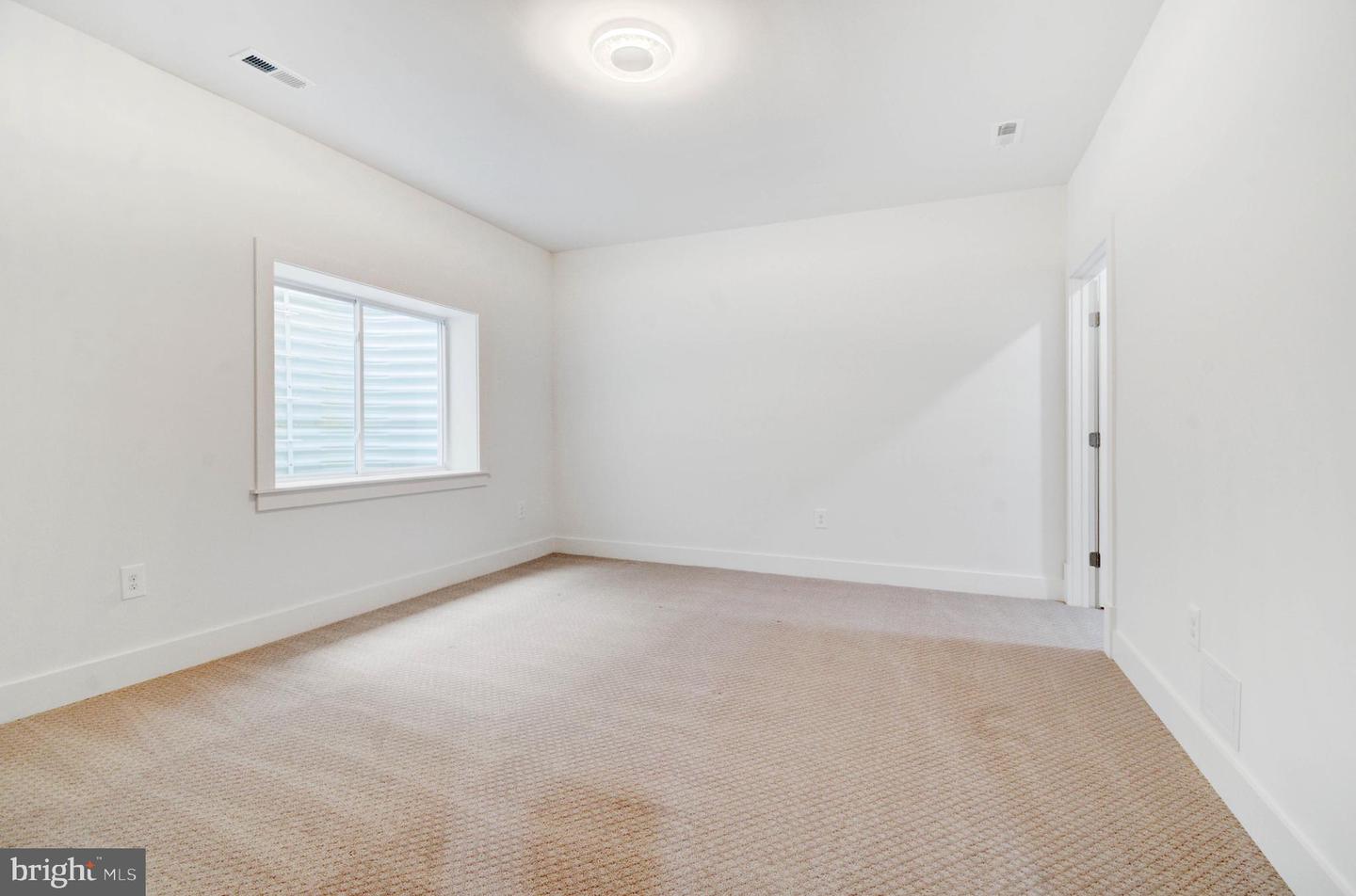 8226 MCNEIL ST, VIENNA, Virginia 22180, 7 Bedrooms Bedrooms, ,7 BathroomsBathrooms,Residential,For sale,8226 MCNEIL ST,VAFX2242736 MLS # VAFX2242736