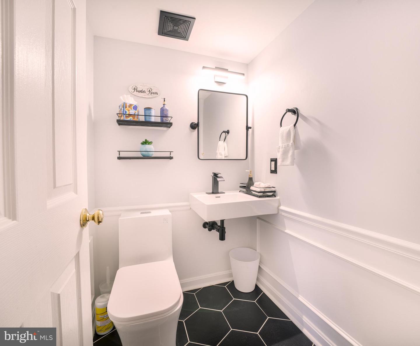 12722 PURDHAM DR, WOODBRIDGE, Virginia 22192, 4 Bedrooms Bedrooms, ,3 BathroomsBathrooms,Residential,For sale,12722 PURDHAM DR,VAPW2095432 MLS # VAPW2095432