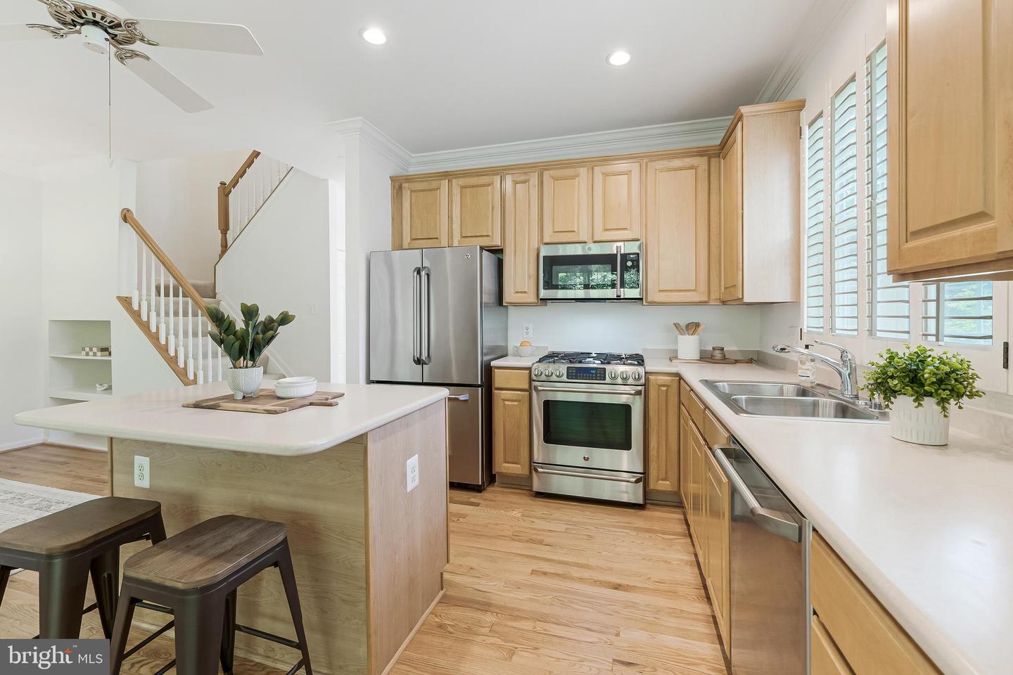 1251 WILD HAWTHORN WAY, RESTON, Virginia 20194, 3 Bedrooms Bedrooms, ,3 BathroomsBathrooms,Residential,For sale,1251 WILD HAWTHORN WAY,VAFX2242976 MLS # VAFX2242976