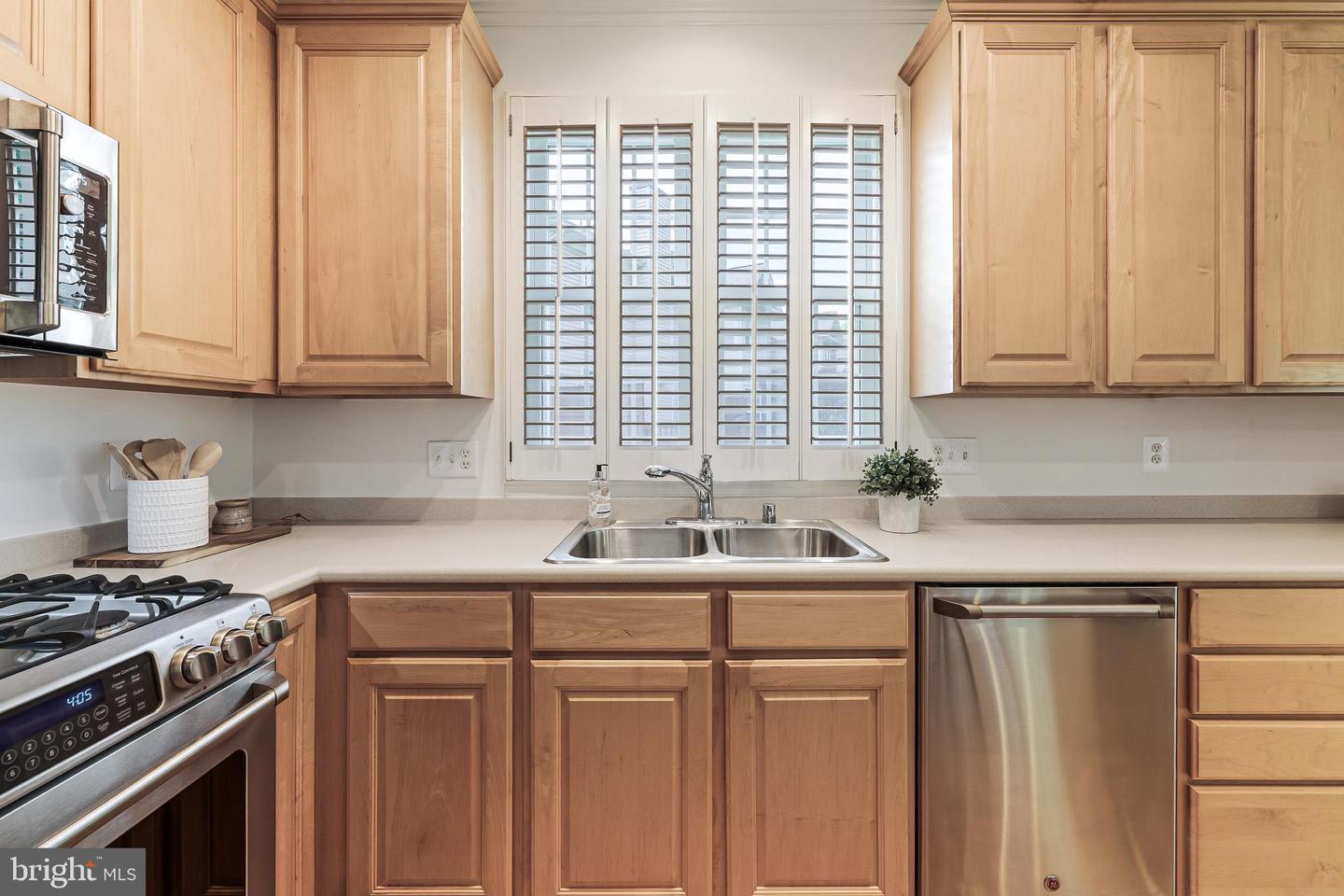 1251 WILD HAWTHORN WAY, RESTON, Virginia 20194, 3 Bedrooms Bedrooms, ,3 BathroomsBathrooms,Residential,For sale,1251 WILD HAWTHORN WAY,VAFX2242976 MLS # VAFX2242976