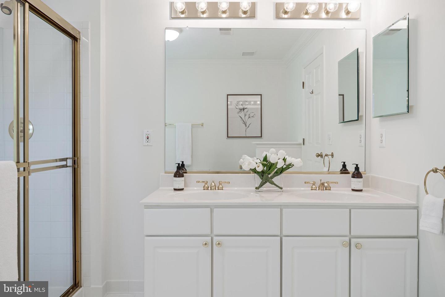 1251 WILD HAWTHORN WAY, RESTON, Virginia 20194, 3 Bedrooms Bedrooms, ,3 BathroomsBathrooms,Residential,For sale,1251 WILD HAWTHORN WAY,VAFX2242976 MLS # VAFX2242976