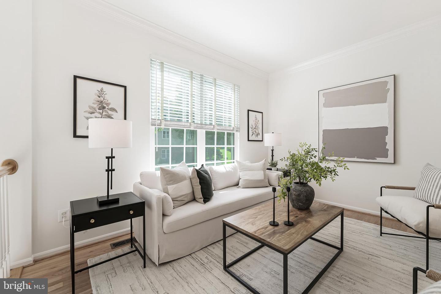 1251 WILD HAWTHORN WAY, RESTON, Virginia 20194, 3 Bedrooms Bedrooms, ,3 BathroomsBathrooms,Residential,For sale,1251 WILD HAWTHORN WAY,VAFX2242976 MLS # VAFX2242976
