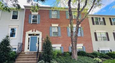 12012 GOLF RIDGE CT #374, FAIRFAX, Virginia 22033, 3 Bedrooms Bedrooms, ,2 BathroomsBathrooms,Residential,For sale,12012 GOLF RIDGE CT #374,VAFX2242870 MLS # VAFX2242870