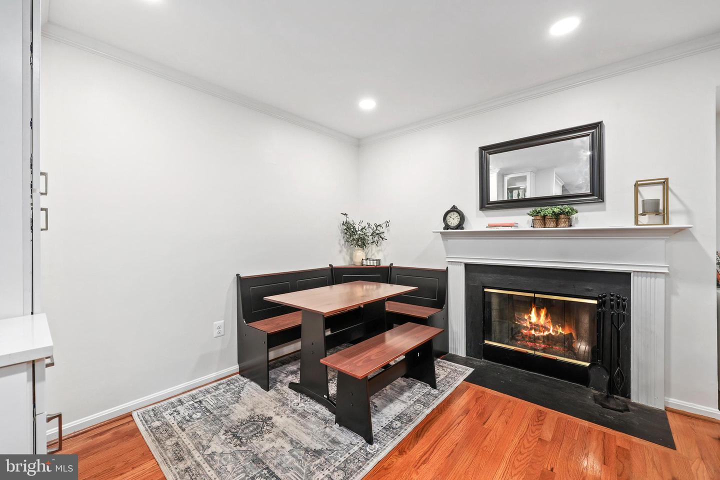 3950 TALLOW TREE PL, FAIRFAX, Virginia 22033, 4 Bedrooms Bedrooms, 3 Rooms Rooms,3 BathroomsBathrooms,Residential,For sale,3950 TALLOW TREE PL,VAFX2242944 MLS # VAFX2242944