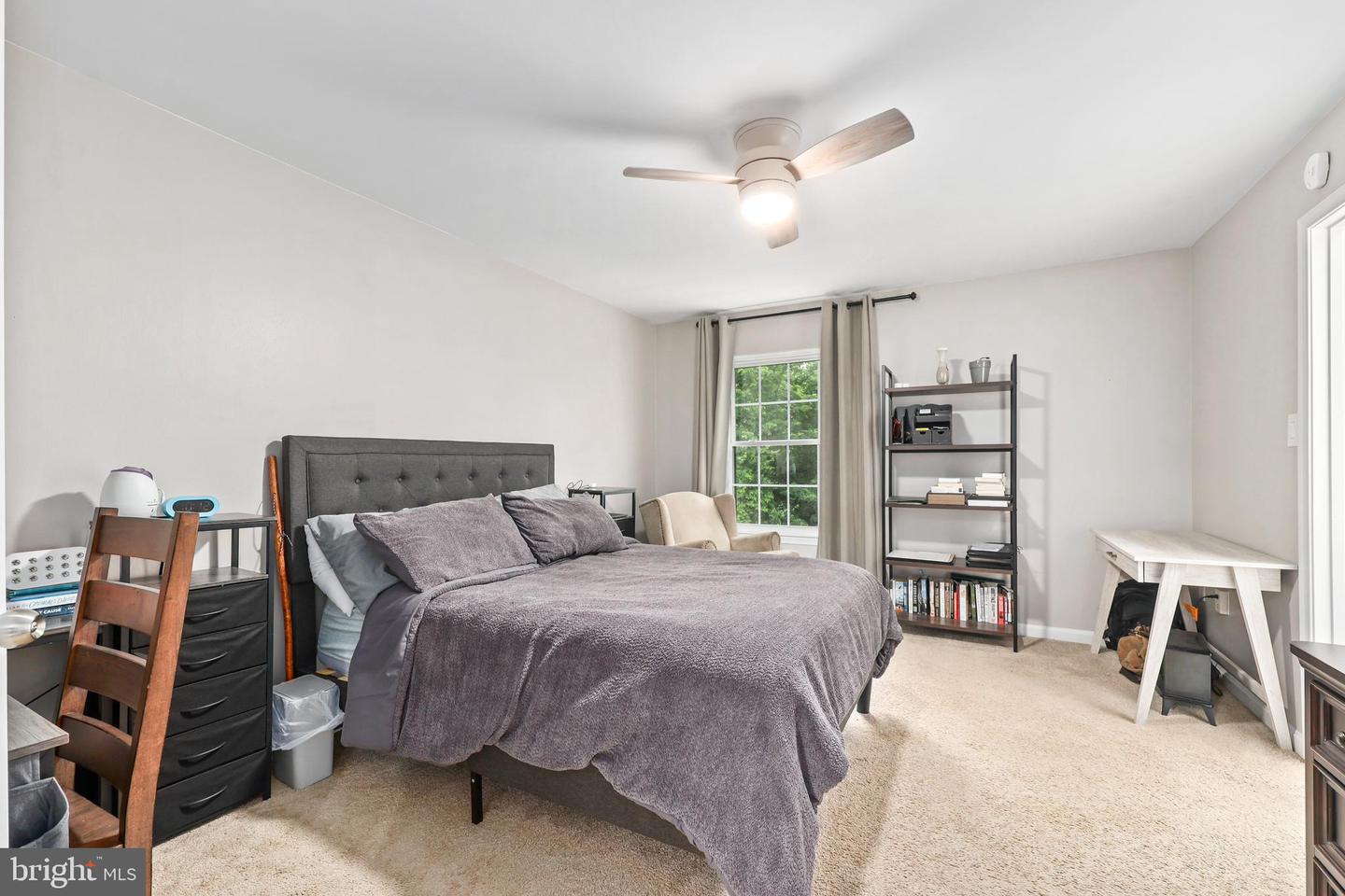 3950 TALLOW TREE PL, FAIRFAX, Virginia 22033, 4 Bedrooms Bedrooms, 3 Rooms Rooms,3 BathroomsBathrooms,Residential,For sale,3950 TALLOW TREE PL,VAFX2242944 MLS # VAFX2242944