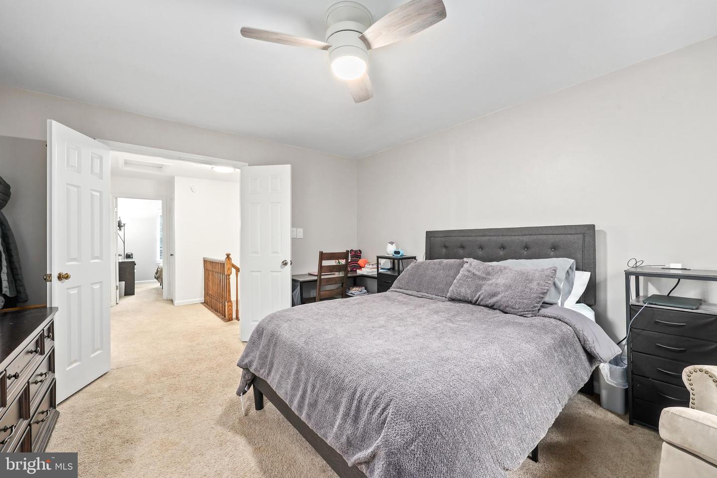 3950 TALLOW TREE PL, FAIRFAX, Virginia 22033, 4 Bedrooms Bedrooms, 3 Rooms Rooms,3 BathroomsBathrooms,Residential,For sale,3950 TALLOW TREE PL,VAFX2242944 MLS # VAFX2242944