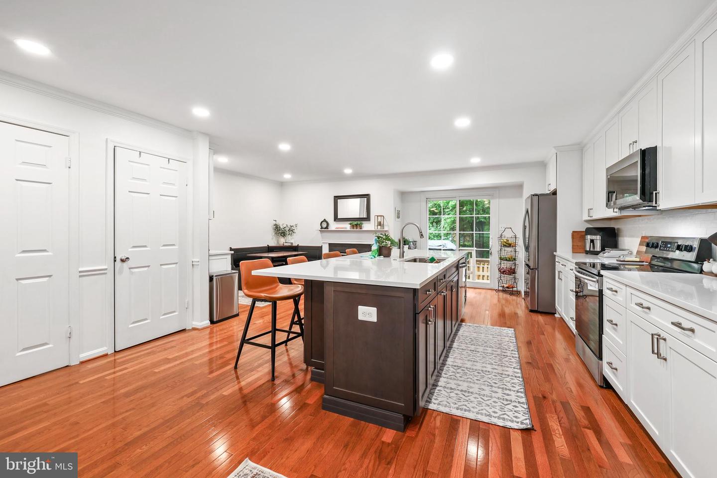 3950 TALLOW TREE PL, FAIRFAX, Virginia 22033, 4 Bedrooms Bedrooms, 3 Rooms Rooms,3 BathroomsBathrooms,Residential,For sale,3950 TALLOW TREE PL,VAFX2242944 MLS # VAFX2242944