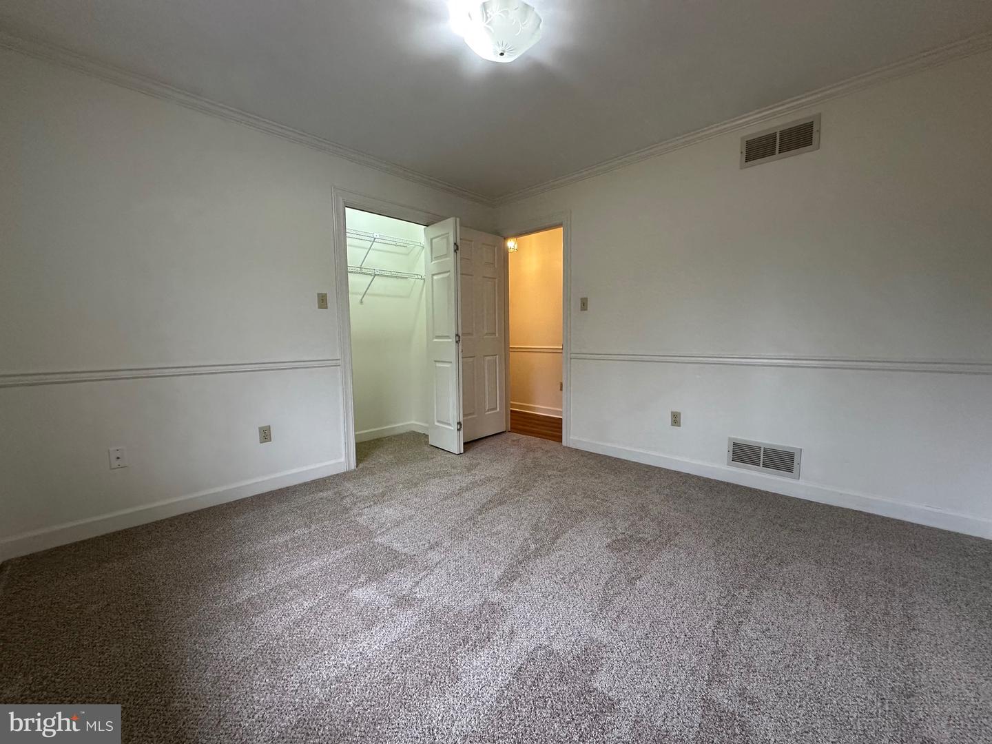 519 ORCHARD DALE DR, CLEAR BROOK, Virginia 22624, 3 Bedrooms Bedrooms, ,2 BathroomsBathrooms,Residential,For sale,519 ORCHARD DALE DR,VAFV2034400 MLS # VAFV2034400