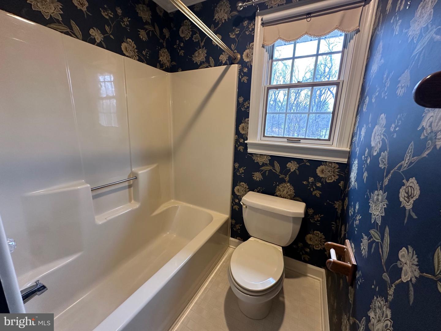 519 ORCHARD DALE DR, CLEAR BROOK, Virginia 22624, 3 Bedrooms Bedrooms, ,2 BathroomsBathrooms,Residential,For sale,519 ORCHARD DALE DR,VAFV2034400 MLS # VAFV2034400