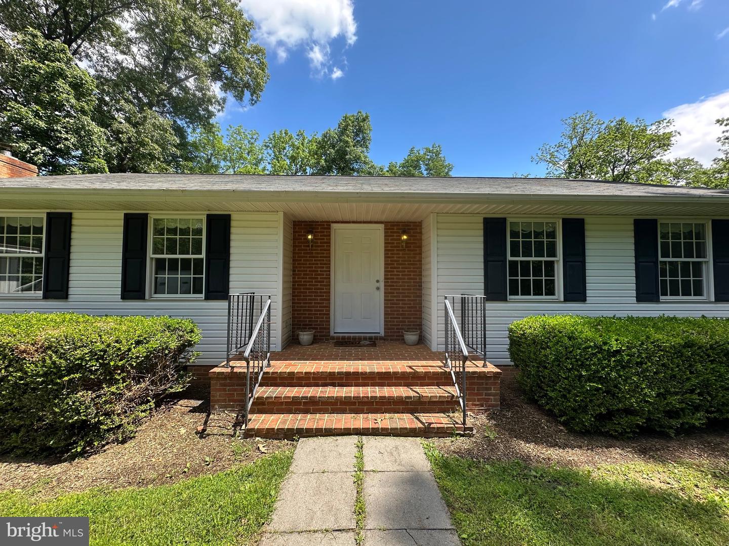 519 ORCHARD DALE DR, CLEAR BROOK, Virginia 22624, 3 Bedrooms Bedrooms, ,2 BathroomsBathrooms,Residential,For sale,519 ORCHARD DALE DR,VAFV2034400 MLS # VAFV2034400