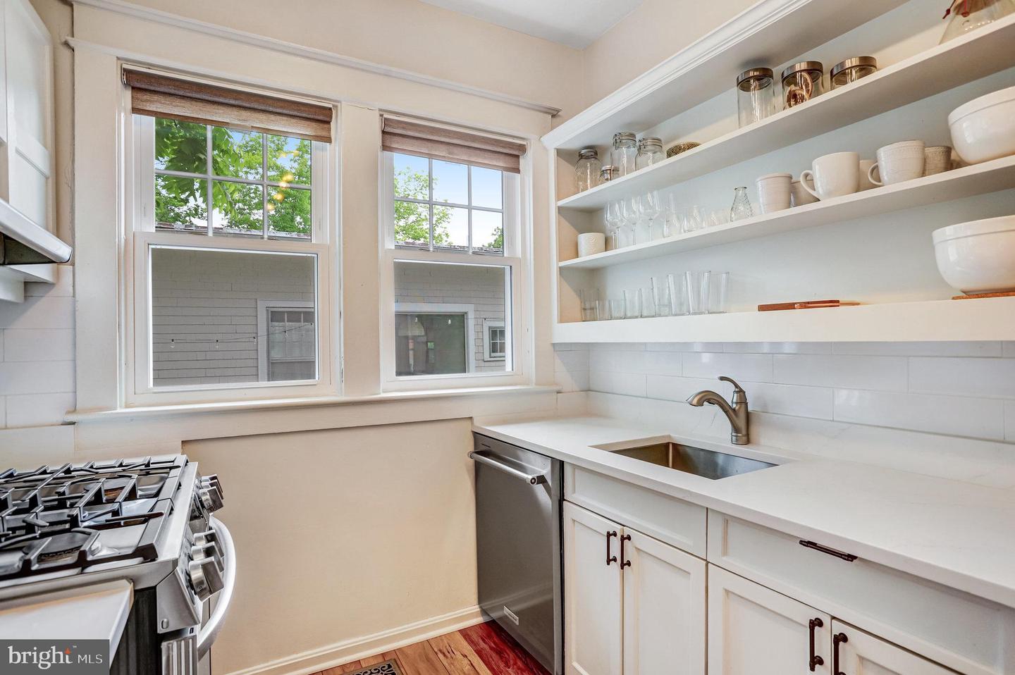 815 ASPEN ST NW, WASHINGTON, District Of Columbia 20012, 3 Bedrooms Bedrooms, ,2 BathroomsBathrooms,Residential,For sale,815 ASPEN ST NW,DCDC2202436 MLS # DCDC2202436