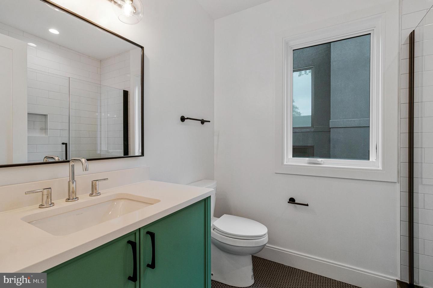 6120 30TH ST NW, WASHINGTON, District Of Columbia 20015, 6 Bedrooms Bedrooms, ,4 BathroomsBathrooms,Residential,For sale,6120 30TH ST NW,DCDC2202370 MLS # DCDC2202370