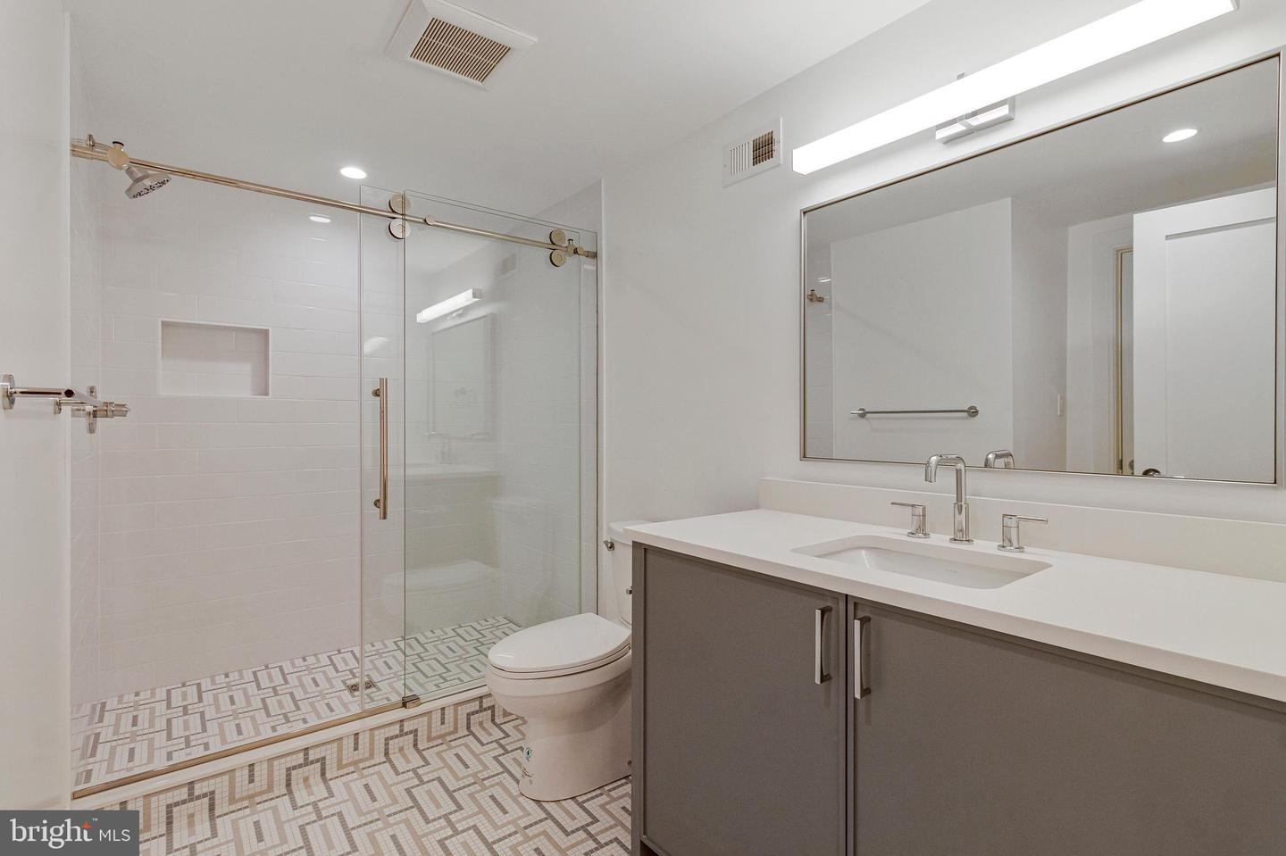 6120 30TH ST NW, WASHINGTON, District Of Columbia 20015, 6 Bedrooms Bedrooms, ,4 BathroomsBathrooms,Residential,For sale,6120 30TH ST NW,DCDC2202370 MLS # DCDC2202370