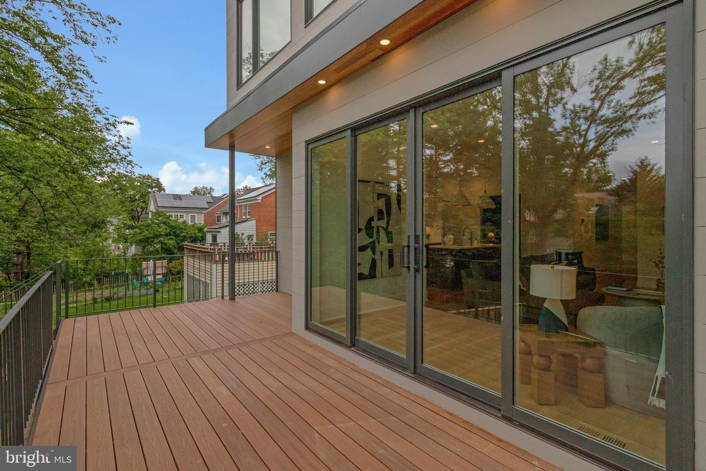 6120 30TH ST NW, WASHINGTON, District Of Columbia 20015, 6 Bedrooms Bedrooms, ,4 BathroomsBathrooms,Residential,For sale,6120 30TH ST NW,DCDC2202370 MLS # DCDC2202370