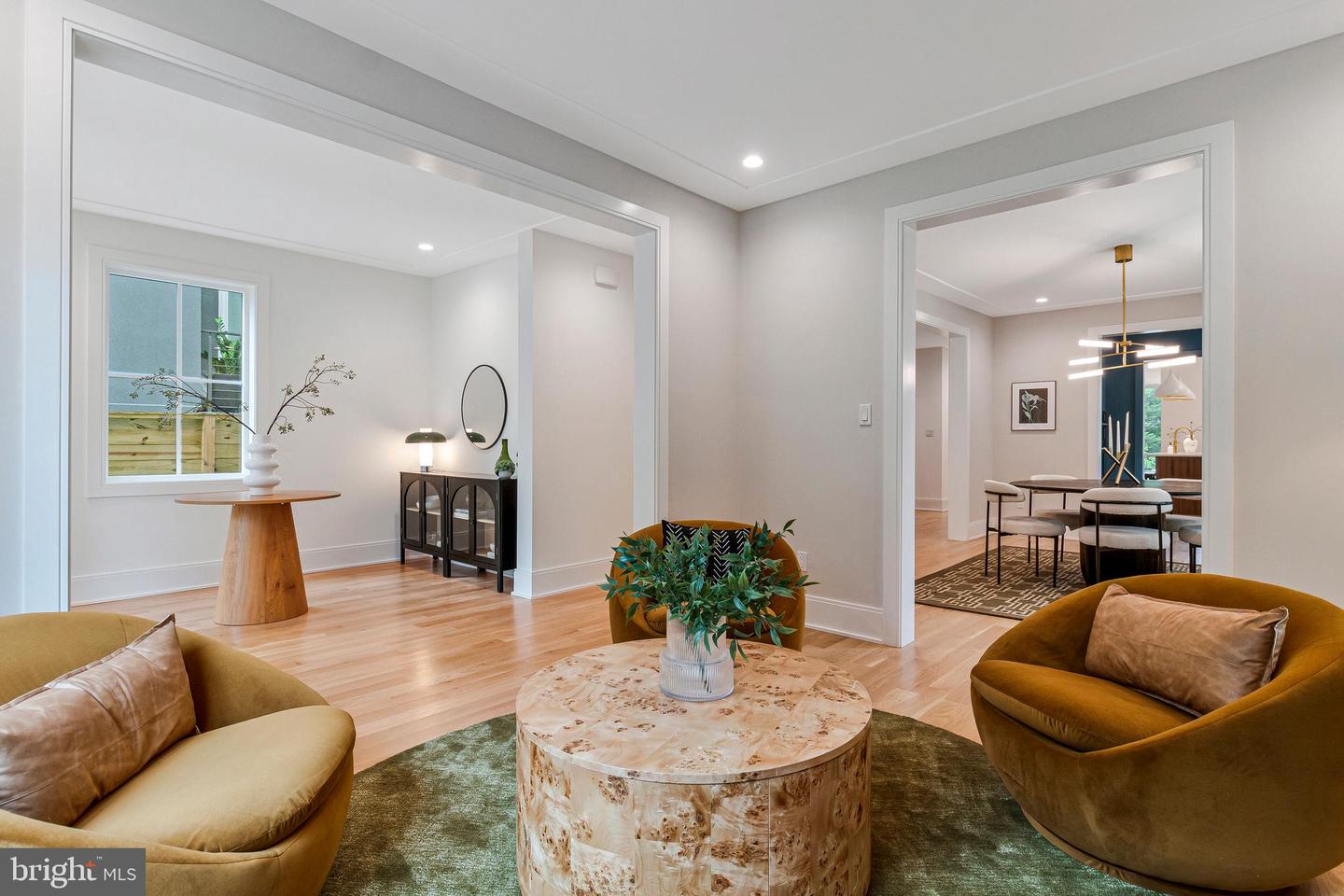 6120 30TH ST NW, WASHINGTON, District Of Columbia 20015, 6 Bedrooms Bedrooms, ,4 BathroomsBathrooms,Residential,For sale,6120 30TH ST NW,DCDC2202370 MLS # DCDC2202370