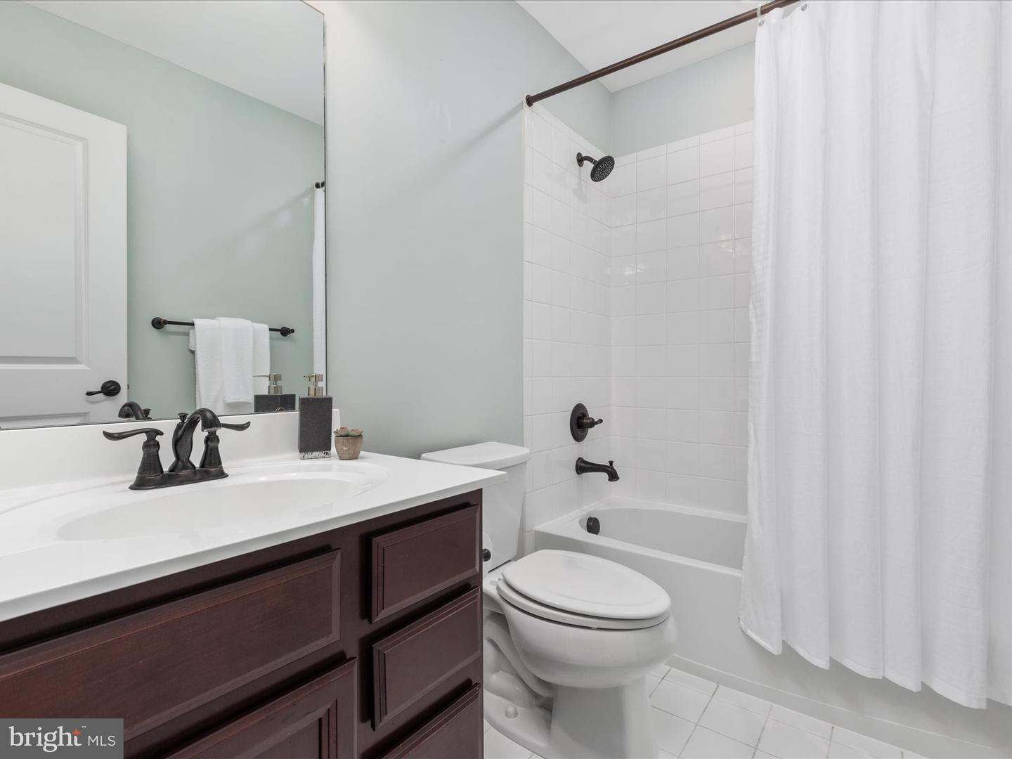 41745 MCMONAGLE SQ, ALDIE, Virginia 20105, 3 Bedrooms Bedrooms, ,3 BathroomsBathrooms,Residential,For sale,41745 MCMONAGLE SQ,VALO2097748 MLS # VALO2097748