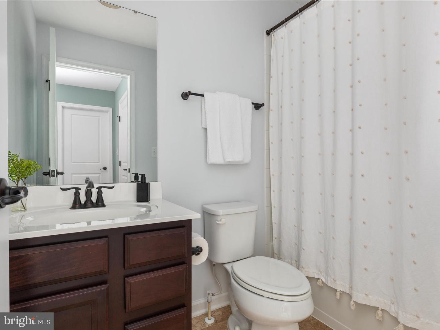 41745 MCMONAGLE SQ, ALDIE, Virginia 20105, 3 Bedrooms Bedrooms, ,3 BathroomsBathrooms,Residential,For sale,41745 MCMONAGLE SQ,VALO2097748 MLS # VALO2097748