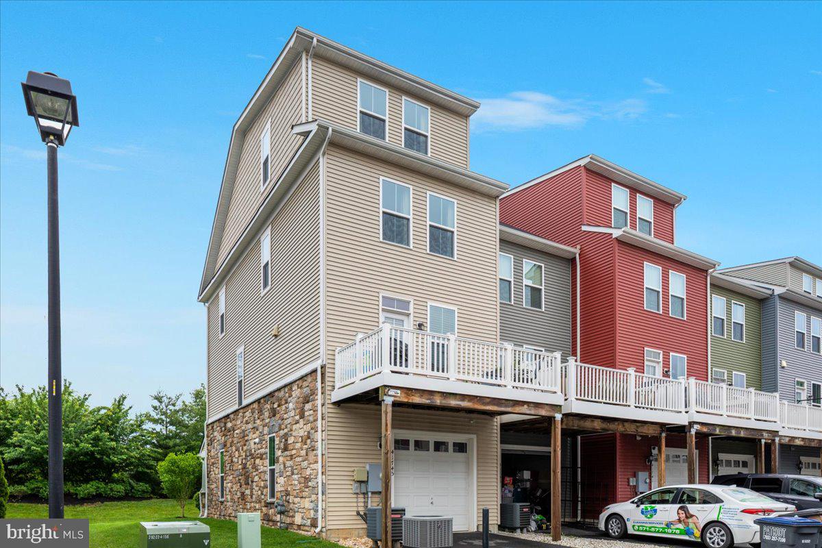 41745 MCMONAGLE SQ, ALDIE, Virginia 20105, 3 Bedrooms Bedrooms, ,3 BathroomsBathrooms,Residential,For sale,41745 MCMONAGLE SQ,VALO2097748 MLS # VALO2097748