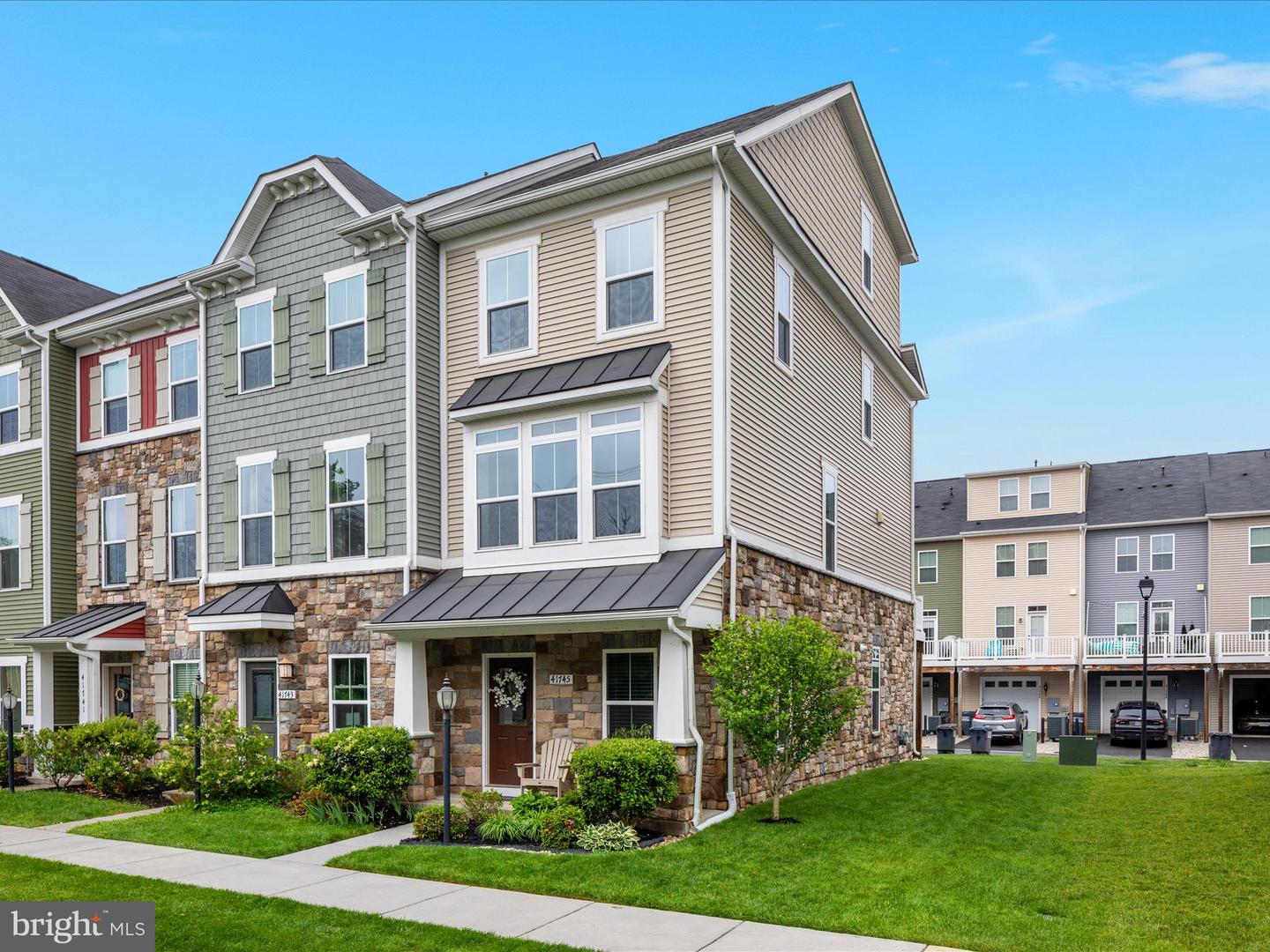 41745 MCMONAGLE SQ, ALDIE, Virginia 20105, 3 Bedrooms Bedrooms, ,3 BathroomsBathrooms,Residential,For sale,41745 MCMONAGLE SQ,VALO2097748 MLS # VALO2097748