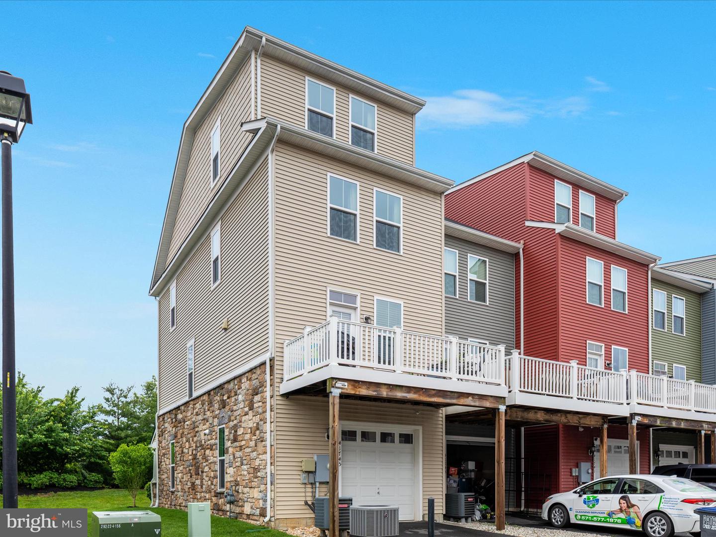 41745 MCMONAGLE SQ, ALDIE, Virginia 20105, 3 Bedrooms Bedrooms, ,3 BathroomsBathrooms,Residential,For sale,41745 MCMONAGLE SQ,VALO2097748 MLS # VALO2097748