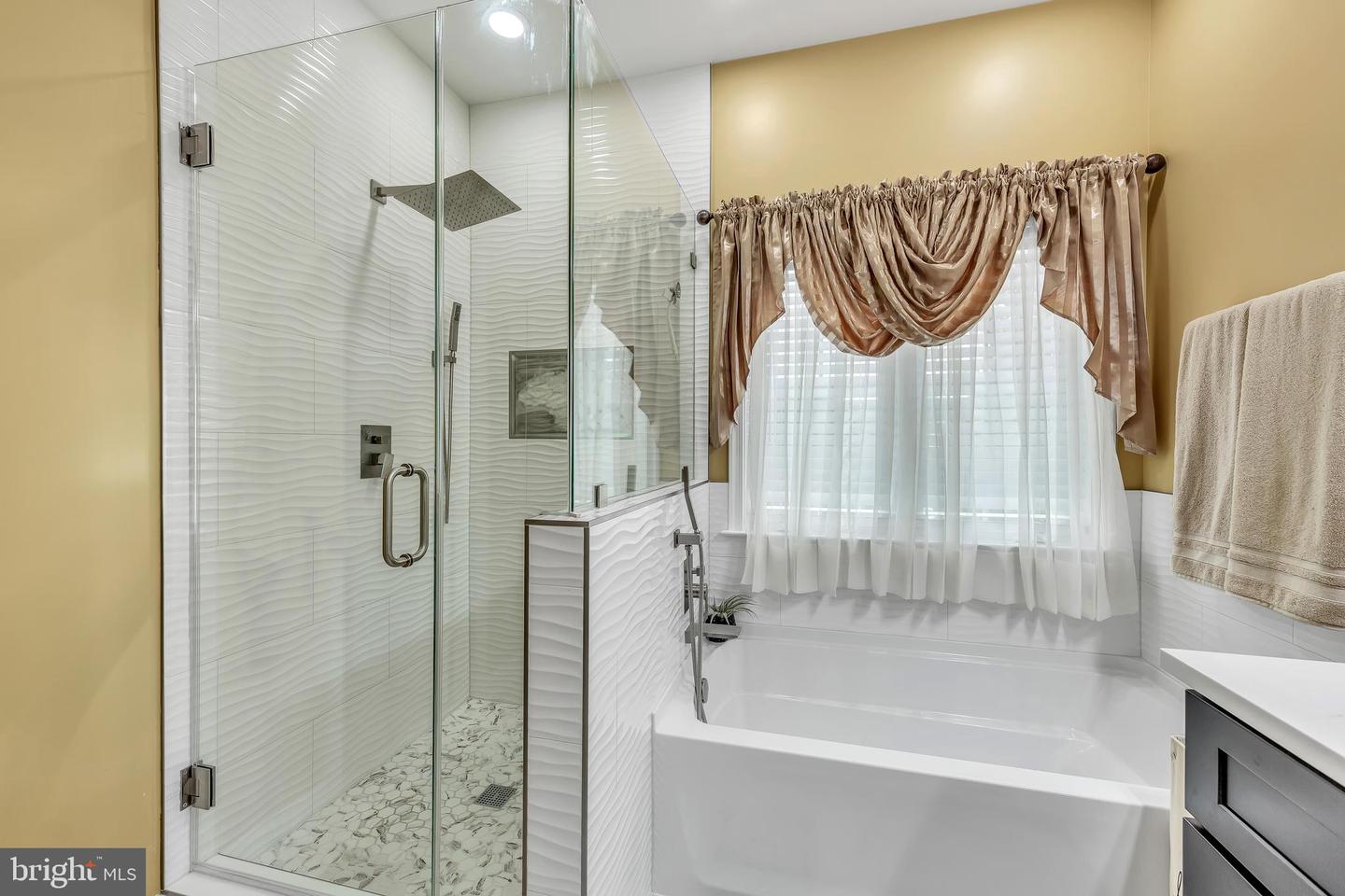 4141 PHILENA ST, DUMFRIES, Virginia 22025, 6 Bedrooms Bedrooms, ,3 BathroomsBathrooms,Residential,For sale,4141 PHILENA ST,VAPW2095584 MLS # VAPW2095584