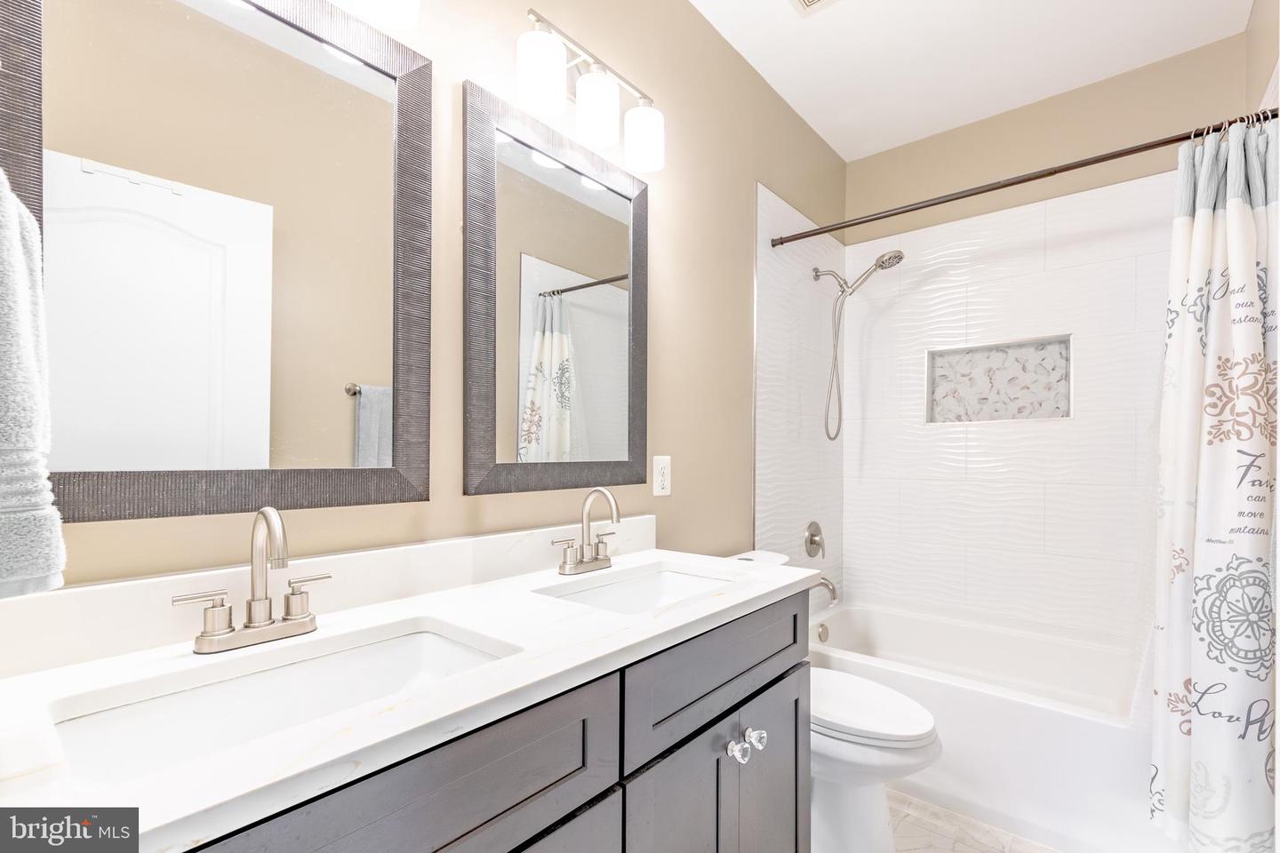 4141 PHILENA ST, DUMFRIES, Virginia 22025, 6 Bedrooms Bedrooms, ,3 BathroomsBathrooms,Residential,For sale,4141 PHILENA ST,VAPW2095584 MLS # VAPW2095584