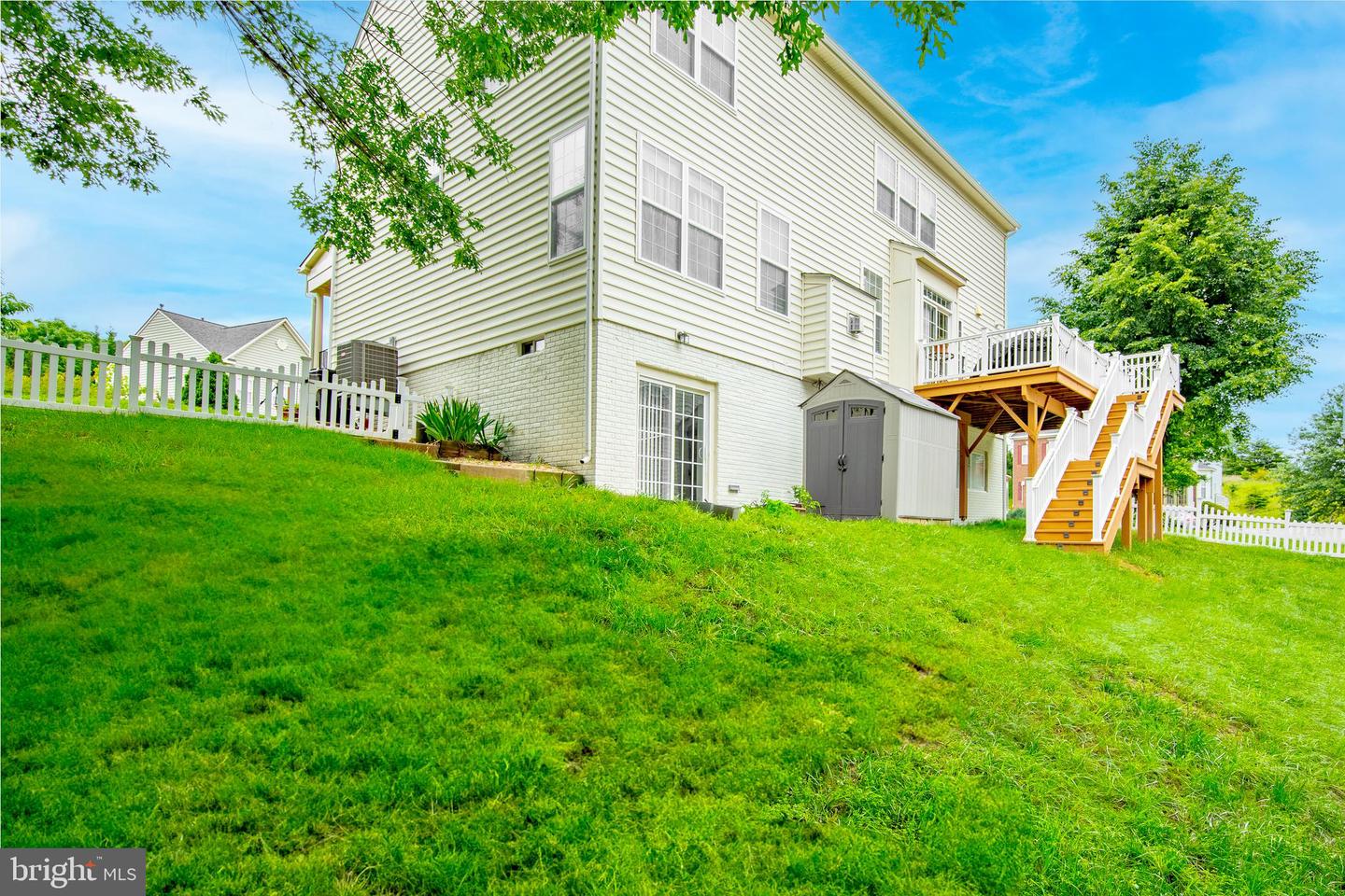 4141 PHILENA ST, DUMFRIES, Virginia 22025, 6 Bedrooms Bedrooms, ,3 BathroomsBathrooms,Residential,For sale,4141 PHILENA ST,VAPW2095584 MLS # VAPW2095584
