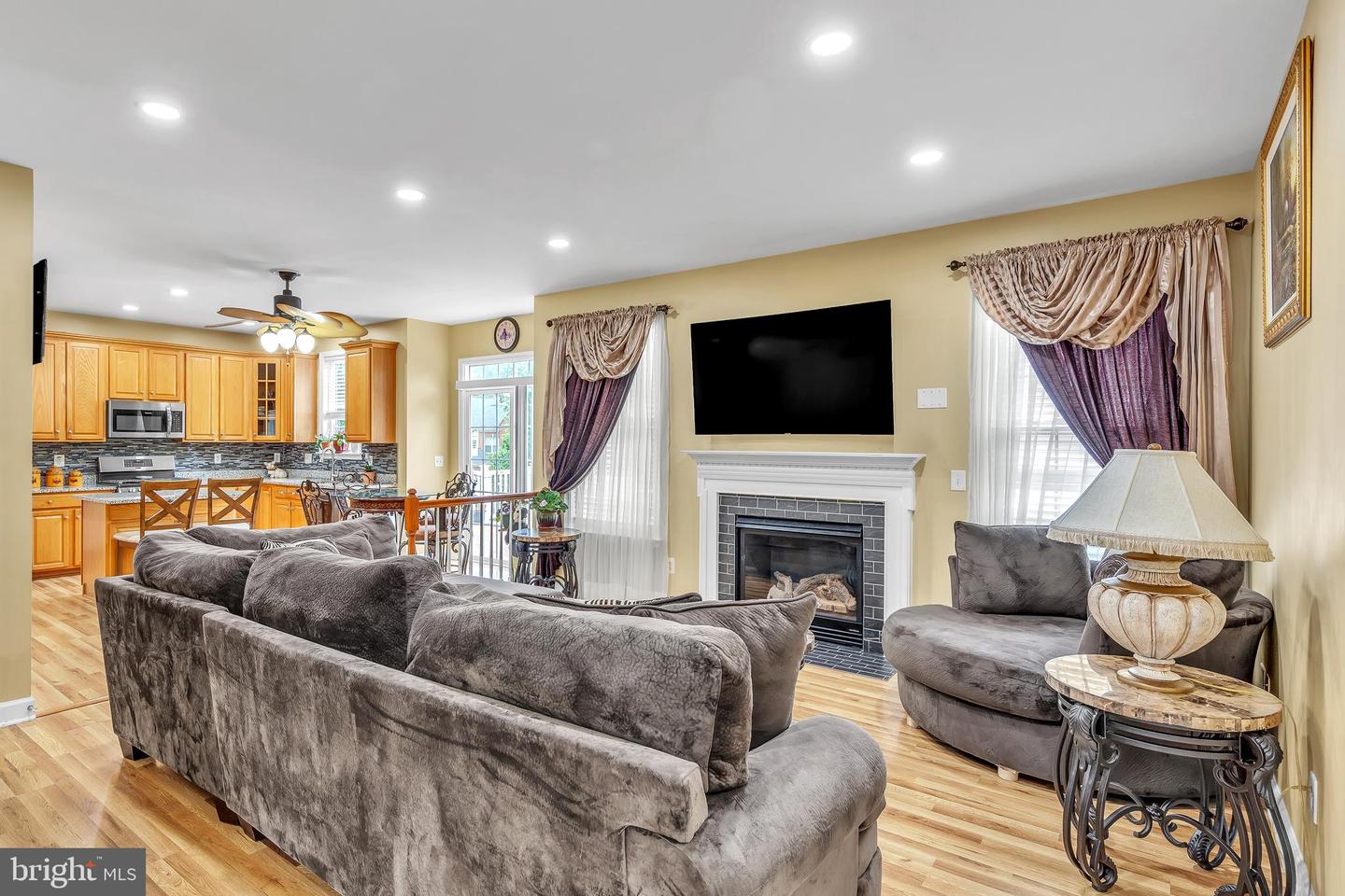 4141 PHILENA ST, DUMFRIES, Virginia 22025, 6 Bedrooms Bedrooms, ,3 BathroomsBathrooms,Residential,For sale,4141 PHILENA ST,VAPW2095584 MLS # VAPW2095584
