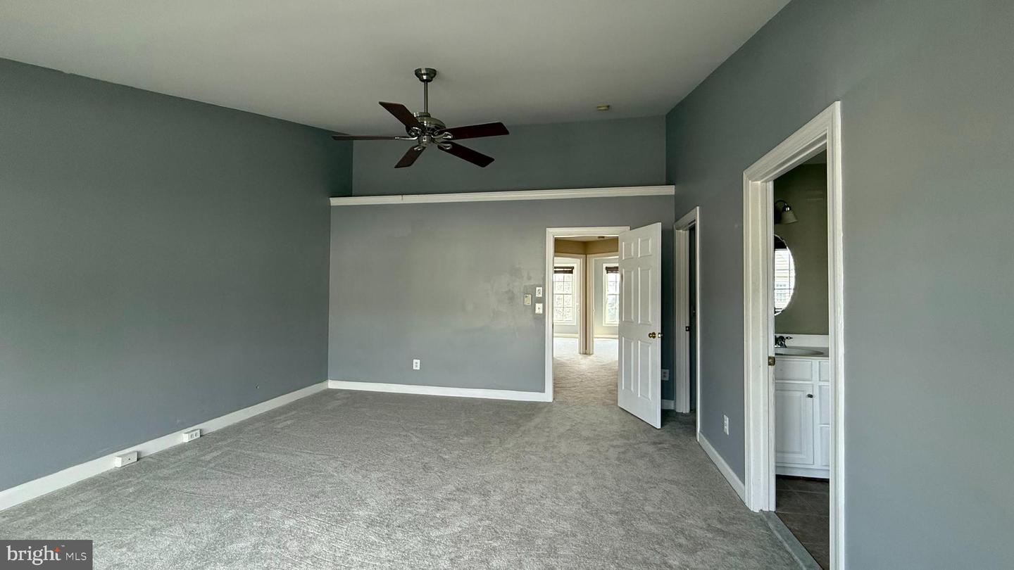 4906 DASHIELL PL, WOODBRIDGE, Virginia 22192, 4 Bedrooms Bedrooms, ,2 BathroomsBathrooms,Residential,For sale,4906 DASHIELL PL,VAPW2095594 MLS # VAPW2095594