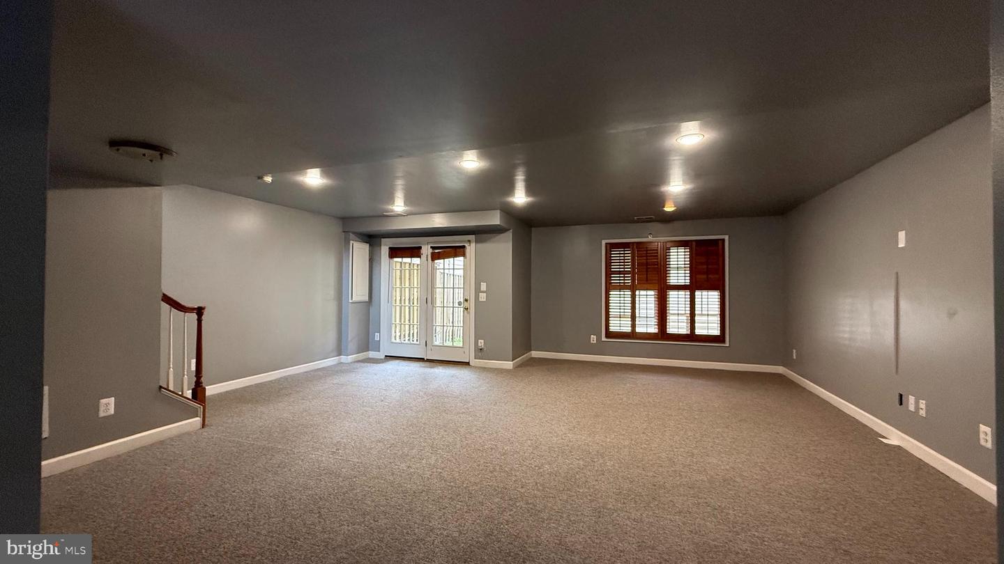 4906 DASHIELL PL, WOODBRIDGE, Virginia 22192, 4 Bedrooms Bedrooms, ,2 BathroomsBathrooms,Residential,For sale,4906 DASHIELL PL,VAPW2095594 MLS # VAPW2095594
