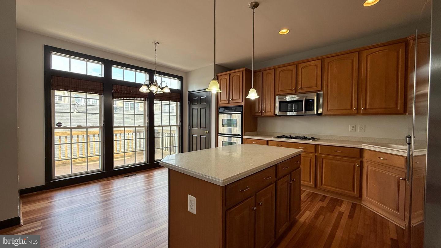 4906 DASHIELL PL, WOODBRIDGE, Virginia 22192, 4 Bedrooms Bedrooms, ,2 BathroomsBathrooms,Residential,For sale,4906 DASHIELL PL,VAPW2095594 MLS # VAPW2095594