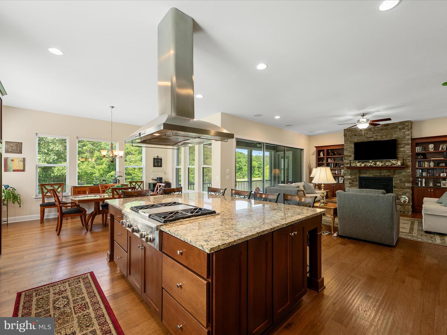 130 GROSBEAK CT, LAKE FREDERICK, Virginia 22630, 4 Bedrooms Bedrooms, ,3 BathroomsBathrooms,Residential,For sale,130 GROSBEAK CT,VAFV2034446 MLS # VAFV2034446
