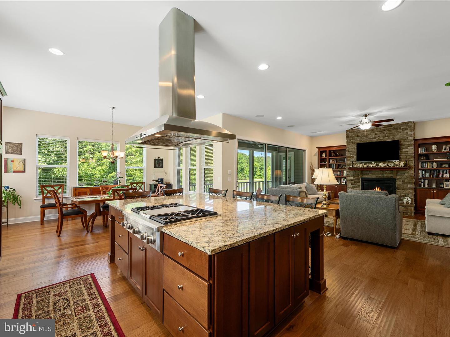 130 GROSBEAK CT, LAKE FREDERICK, Virginia 22630, 4 Bedrooms Bedrooms, ,3 BathroomsBathrooms,Residential,For sale,130 GROSBEAK CT,VAFV2034446 MLS # VAFV2034446