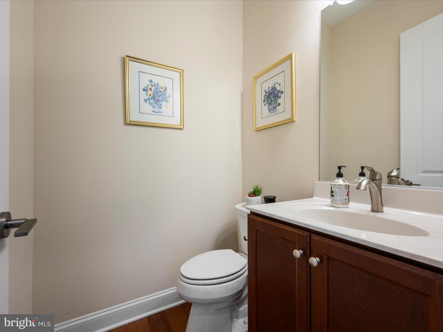 130 GROSBEAK CT, LAKE FREDERICK, Virginia 22630, 4 Bedrooms Bedrooms, ,3 BathroomsBathrooms,Residential,For sale,130 GROSBEAK CT,VAFV2034446 MLS # VAFV2034446