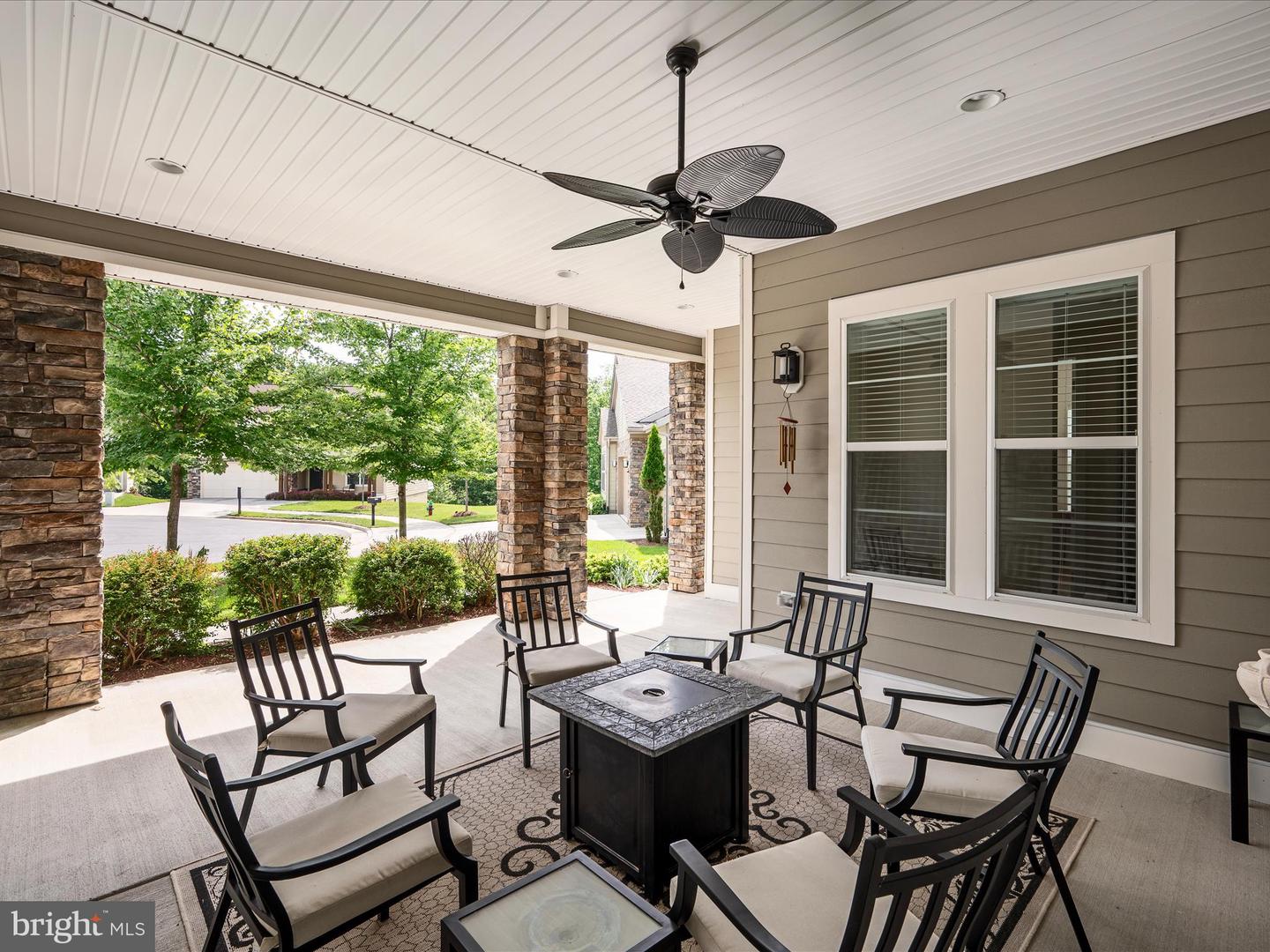 130 GROSBEAK CT, LAKE FREDERICK, Virginia 22630, 4 Bedrooms Bedrooms, ,3 BathroomsBathrooms,Residential,For sale,130 GROSBEAK CT,VAFV2034446 MLS # VAFV2034446