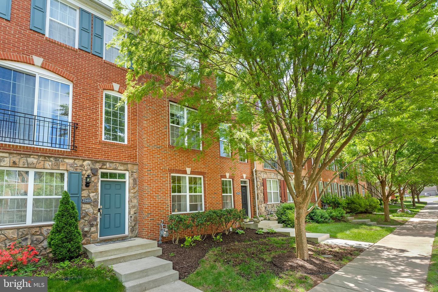 23412 BERKELEY MEADOWS DR, ASHBURN, Virginia 20148, 3 Bedrooms Bedrooms, ,3 BathroomsBathrooms,Residential,For sale,23412 BERKELEY MEADOWS DR,VALO2097924 MLS # VALO2097924