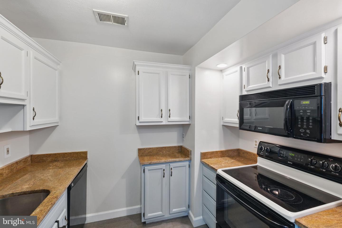 203 RITTER PL, BERRYVILLE, Virginia 22611, 3 Bedrooms Bedrooms, ,1 BathroomBathrooms,Residential,For sale,203 RITTER PL,VACL2003792 MLS # VACL2003792