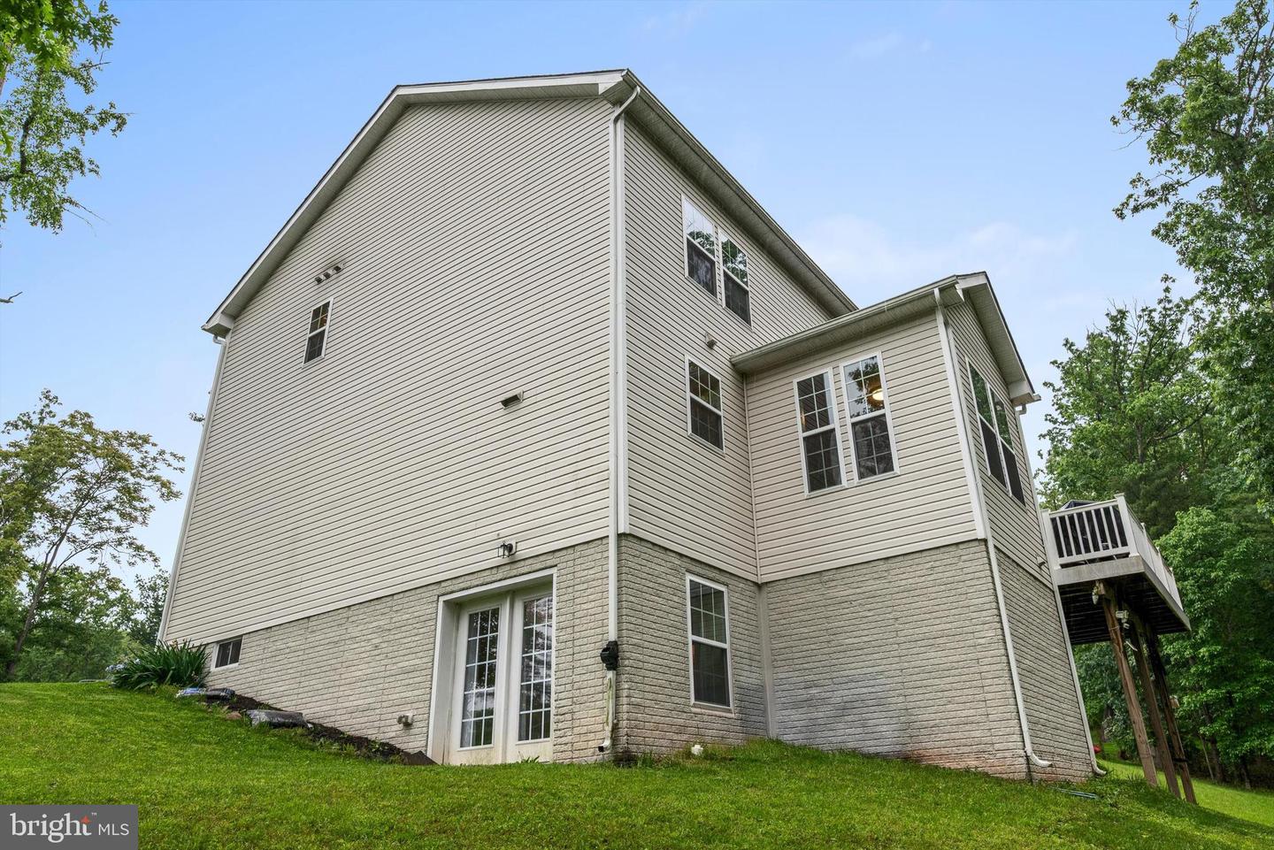 109 GREEN DR, CROSS JUNCTION, Virginia 22625, 4 Bedrooms Bedrooms, ,3 BathroomsBathrooms,Residential,For sale,109 GREEN DR,VAFV2034458 MLS # VAFV2034458