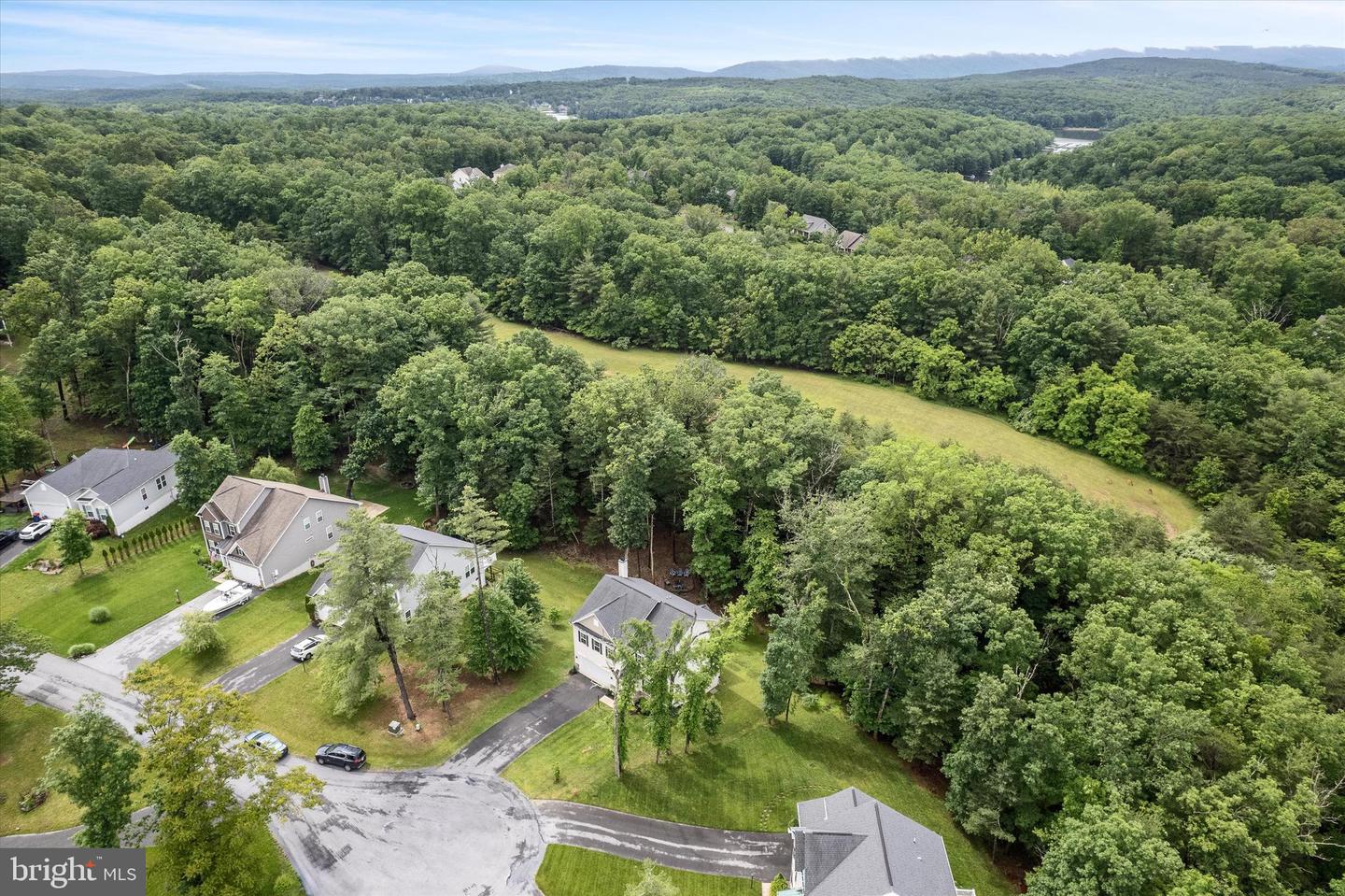 109 GREEN DR, CROSS JUNCTION, Virginia 22625, 4 Bedrooms Bedrooms, ,3 BathroomsBathrooms,Residential,For sale,109 GREEN DR,VAFV2034458 MLS # VAFV2034458