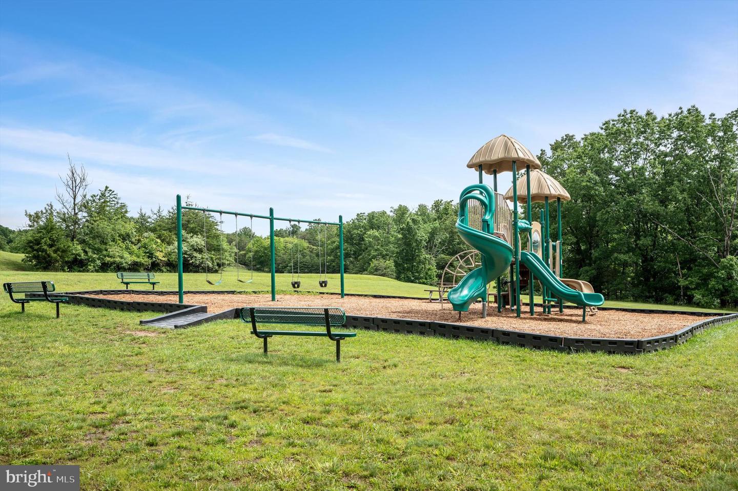 109 GREEN DR, CROSS JUNCTION, Virginia 22625, 4 Bedrooms Bedrooms, ,3 BathroomsBathrooms,Residential,For sale,109 GREEN DR,VAFV2034458 MLS # VAFV2034458