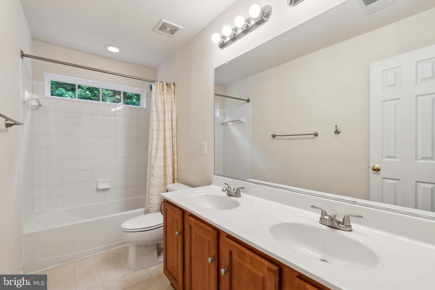 14804 CARTAGENA DR, GAINESVILLE, Virginia 20155, 4 Bedrooms Bedrooms, ,3 BathroomsBathrooms,Residential,For sale,14804 CARTAGENA DR,VAPW2095550 MLS # VAPW2095550