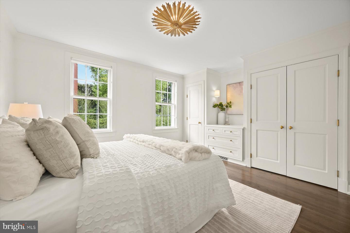 1524 32ND ST NW, WASHINGTON, District Of Columbia 20007, 2 Bedrooms Bedrooms, ,2 BathroomsBathrooms,Residential,For sale,1524 32ND ST NW,DCDC2202552 MLS # DCDC2202552