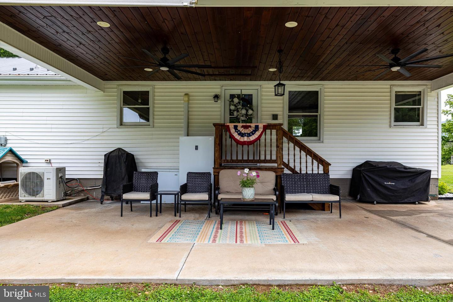 235 PARKVIEW ESTATES RD, LURAY, Virginia 22835, 3 Bedrooms Bedrooms, ,2 BathroomsBathrooms,Residential,For sale,235 PARKVIEW ESTATES RD,VAPA2004956 MLS # VAPA2004956